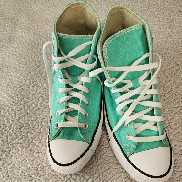 Converse Chuck Taylor's Teal Colored Shoes - Picture 6 of 15